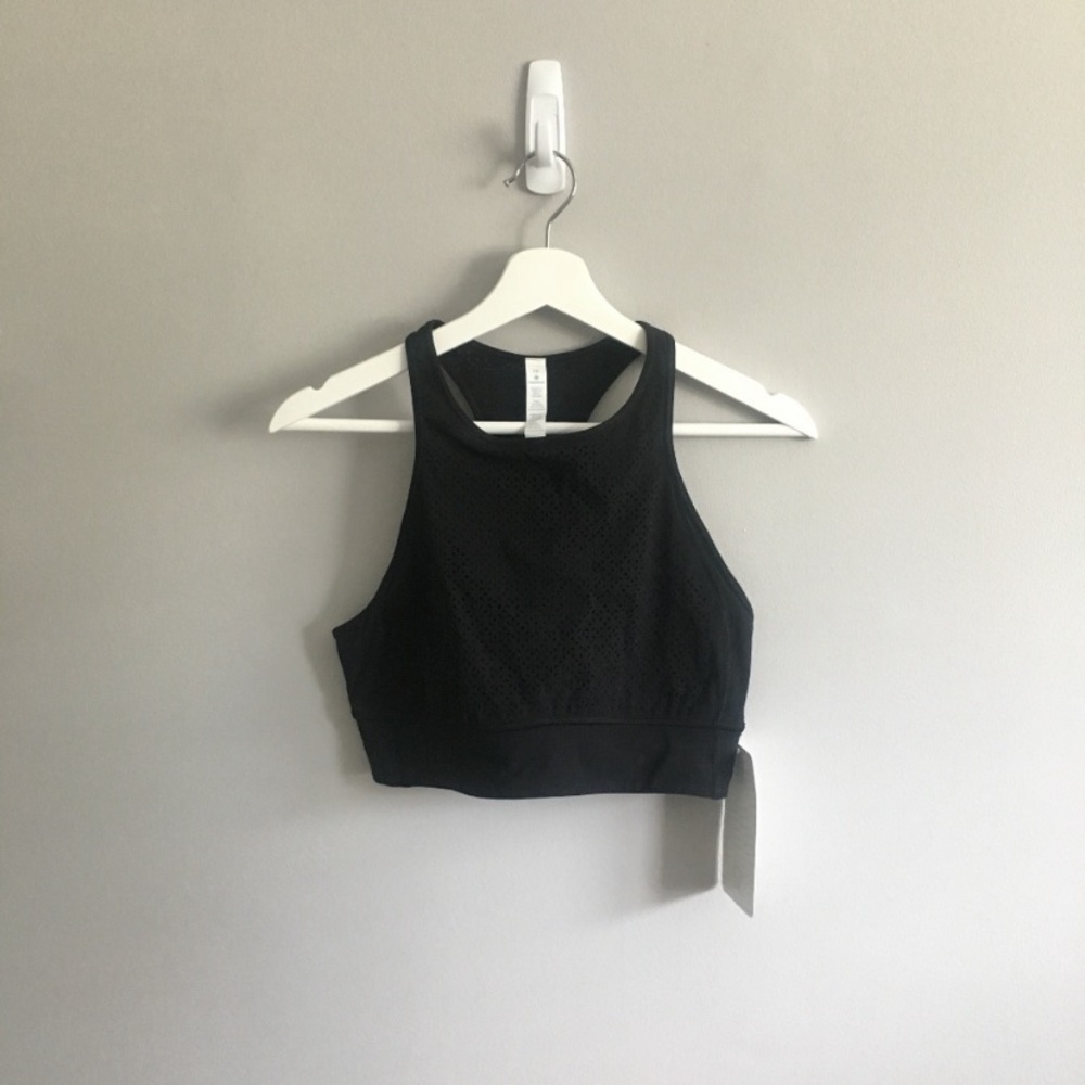 High neck sports bra